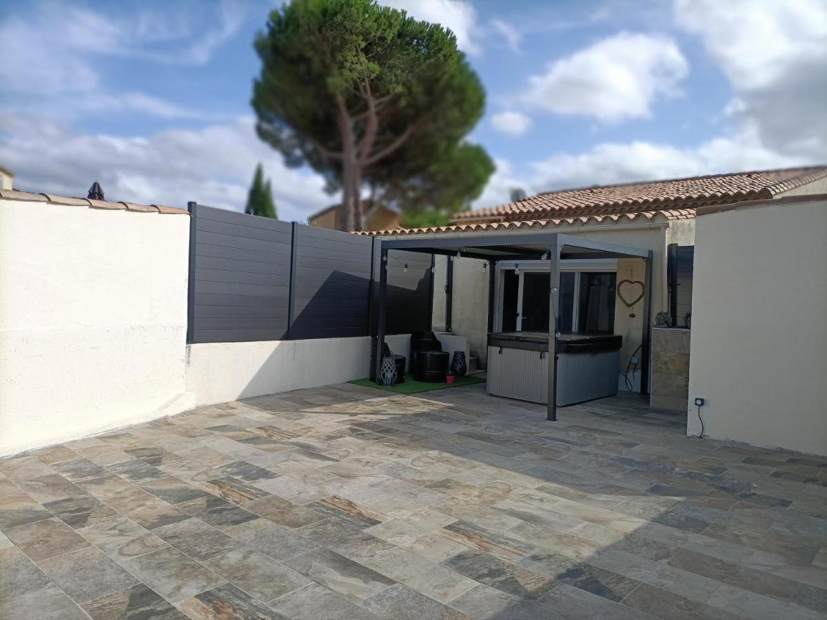 Bulle D'Evasion Bed & Breakfast Trebes Bagian luar foto