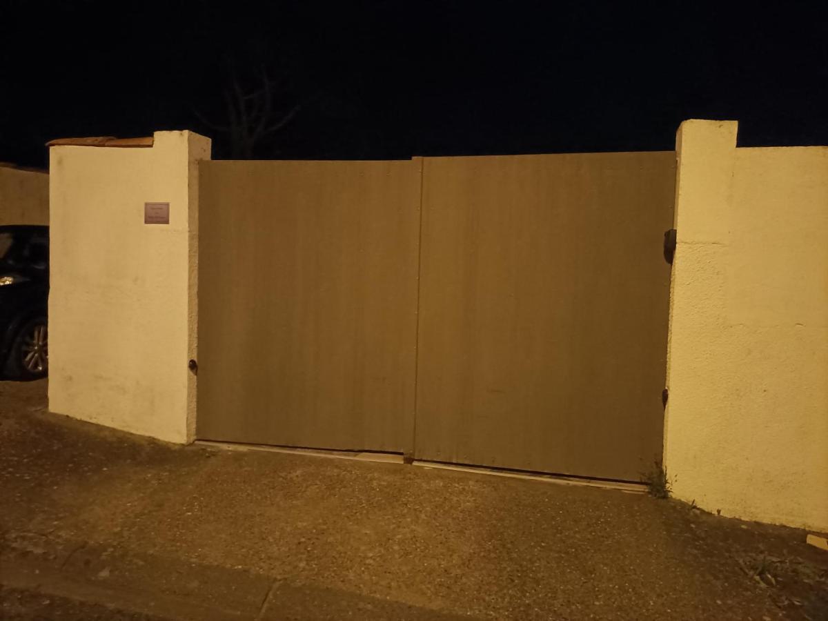 Bulle D'Evasion Bed & Breakfast Trebes Bagian luar foto